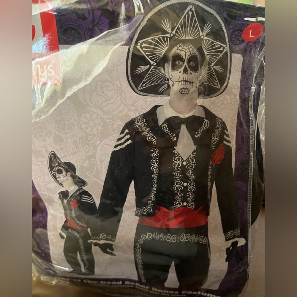 Day of the dead señor bones costume